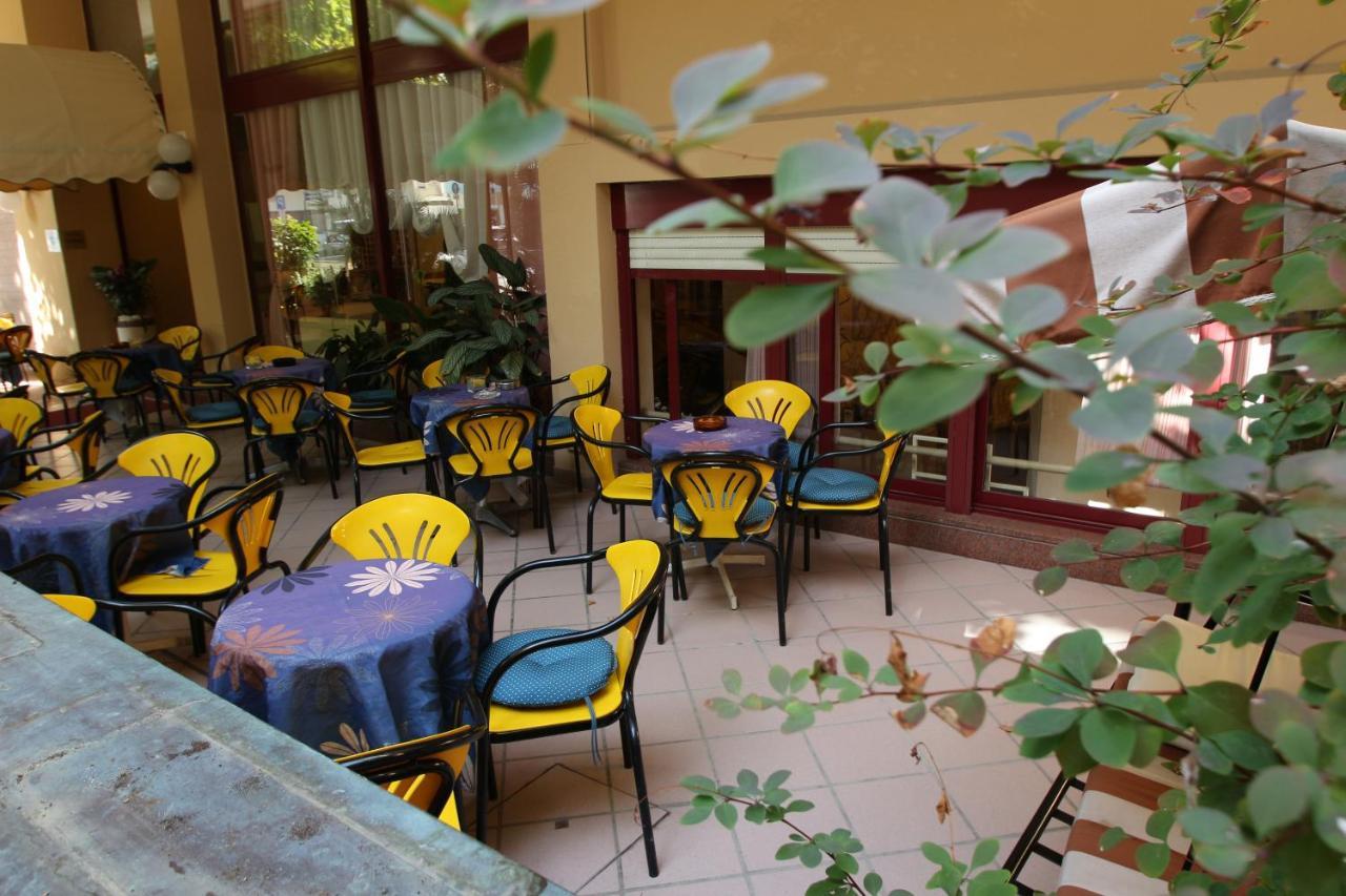 Hotel Colorado 里米尼 外观 照片