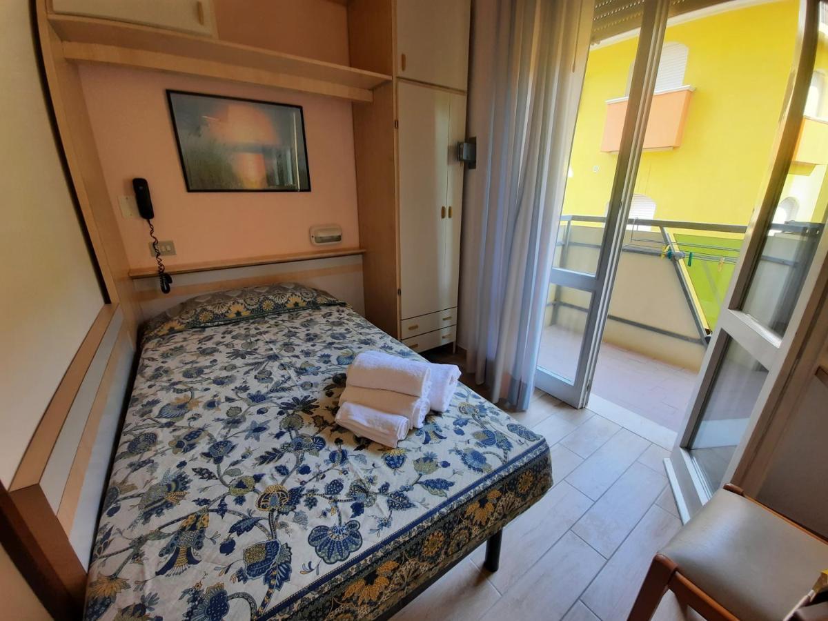 Hotel Colorado 里米尼 外观 照片