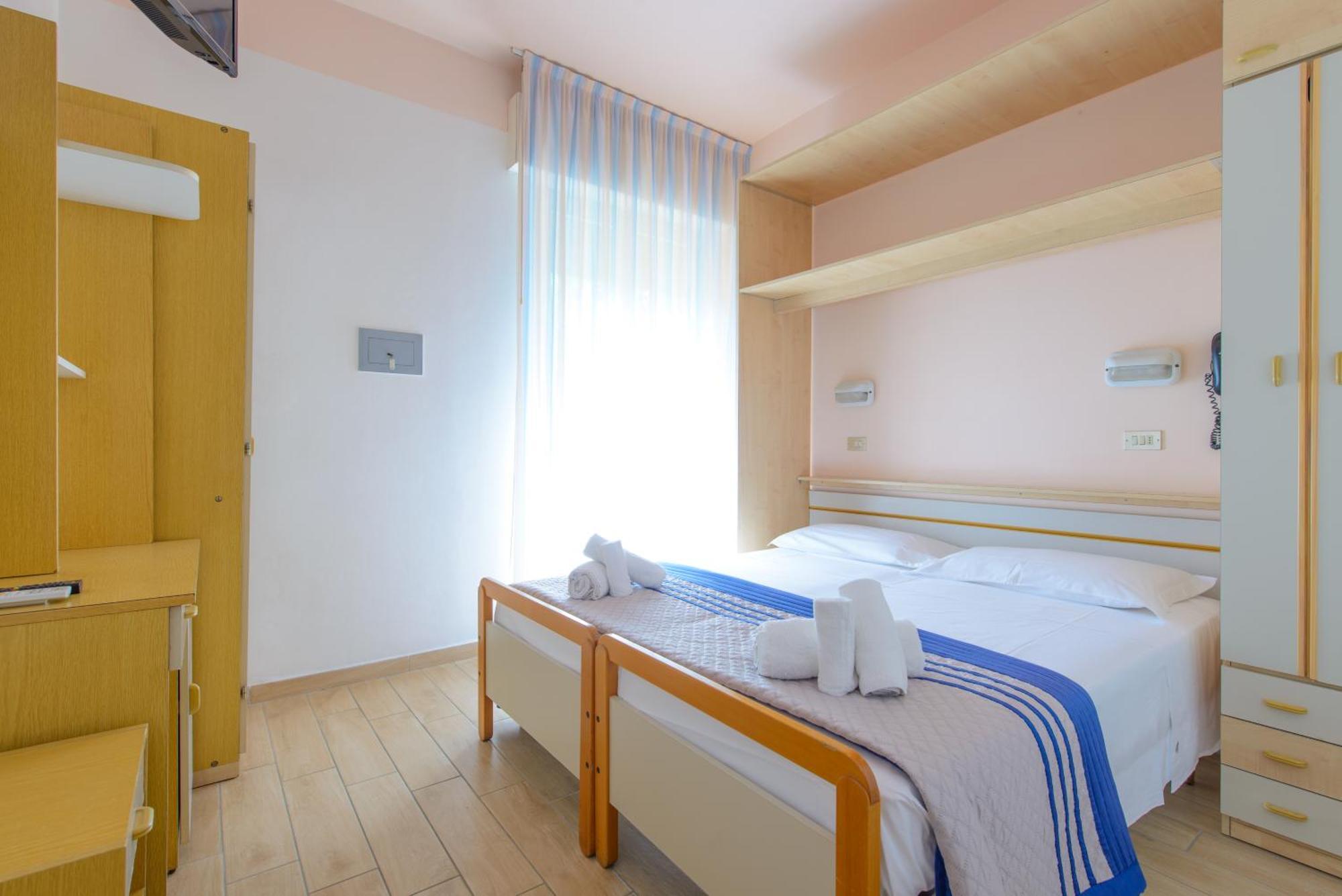 Hotel Colorado 里米尼 外观 照片