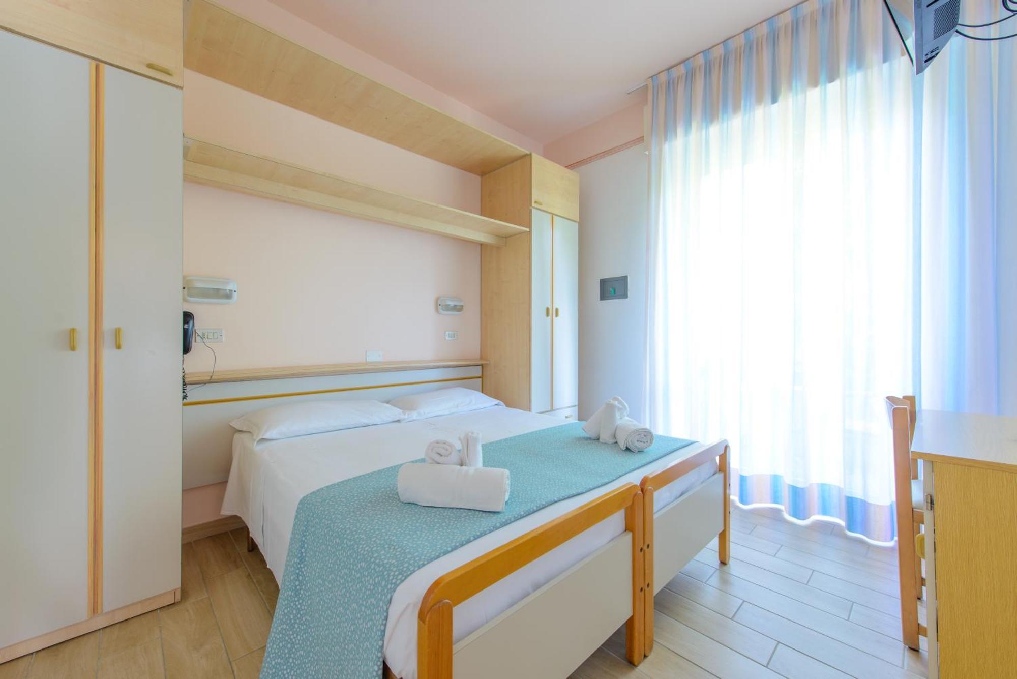 Hotel Colorado 里米尼 外观 照片